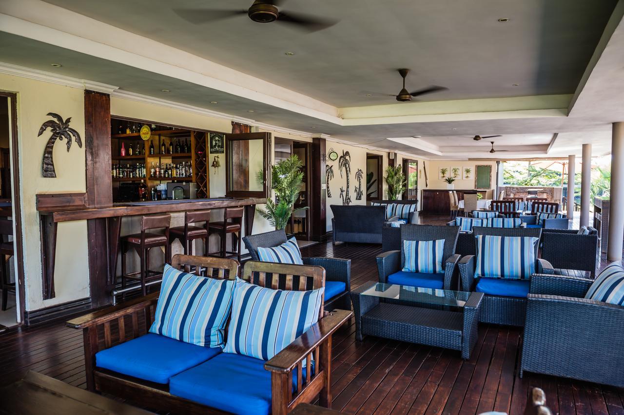 Royal Solwezi Hotel Exterior photo